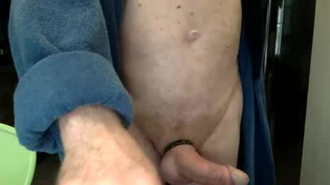 Snapshot of ottodick chatting on 01/24/25, 08:23 Otto online show from 01/24/25, 08:23