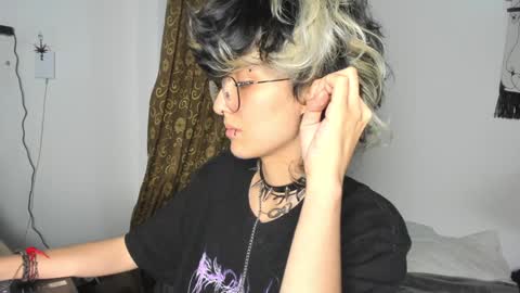 Otto 3 online show from 12/18/24, 12:54