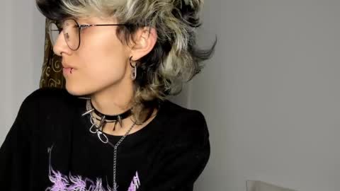 Otto 3 online show from 12/21/24, 06:09