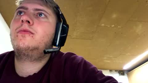 outflayd online show from 11/11/25, 10:26