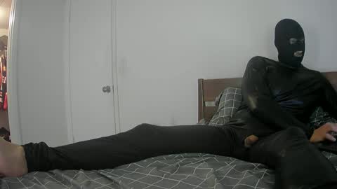 Snapshot of overkill6x9 chatting on 01/26/25, 02:45 overkill6x9 online show from 01/26/25, 02:45