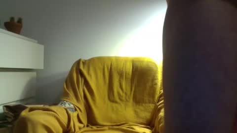 Snapshot of ovid231 chatting on 12/18/24, 10:57 92 online show from 12/18/24, 10:57