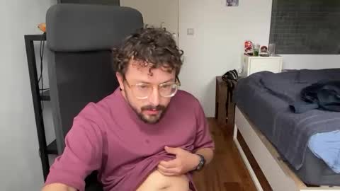 ovidius96 online show from 10/03/25, 02:03