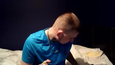 Snapshot of owen162462 chatting on 11/09/25, 10:19 Owen kayz online show from 11/09/25, 10:19