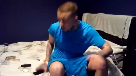 Snapshot of owen162462 chatting on 11/18/25, 09:08 Owen kayz online show from 11/18/25, 09:08