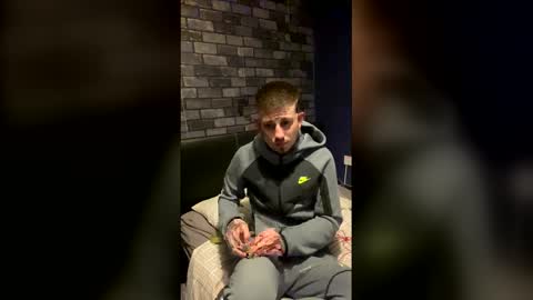 Snapshot of owen162462 chatting on 03/13/26, 09:32 Owen kayz online show from 03/13/26, 09:32