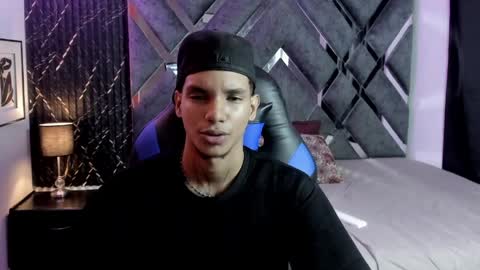 Snapshot of owen_blaze3 chatting on 05/02/26, 03:22 owen blaze online show from 05/02/26, 03:22