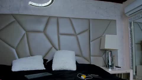 owen_stone1 online show from 03/25/26, 11:44