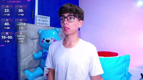 Snapshot of owenblue__ chatting on 12/07/24, 07:38 Owen Independent model online show from 12/07/24, 07:38