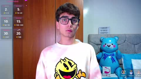 Snapshot of owenblue__ chatting on 01/17/25, 03:23 Owen Independent model online show from 01/17/25, 03:23