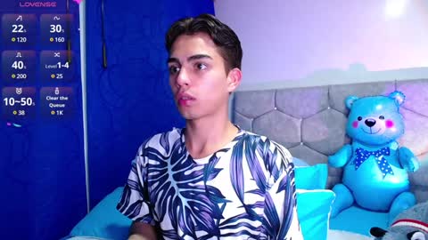 Snapshot of owenblue__ chatting on 02/03/25, 04:57 Owen Independent model online show from 02/03/25, 04:57