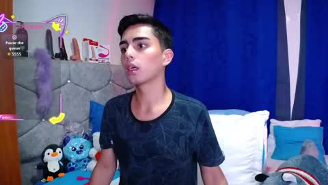 Snapshot of owenblue__ chatting on 09/24/25, 11:30 Owen Independent model online show from 09/24/25, 11:30