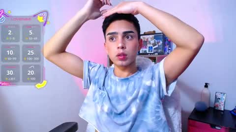 Snapshot of owenblue__ chatting on 11/18/25, 11:03 Owen Independent model online show from 11/18/25, 11:03