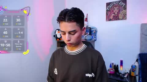 Snapshot of owenblue__ chatting on 01/14/26, 02:33 Owen Independent model online show from 01/14/26, 02:33