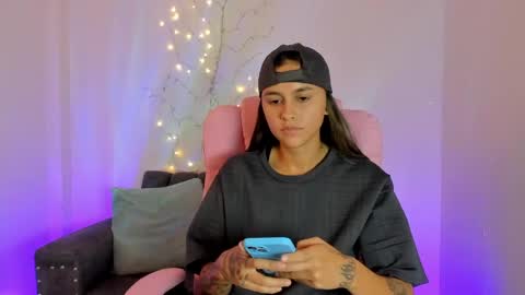 Owen foxx online show from 04/29/26, 02:15