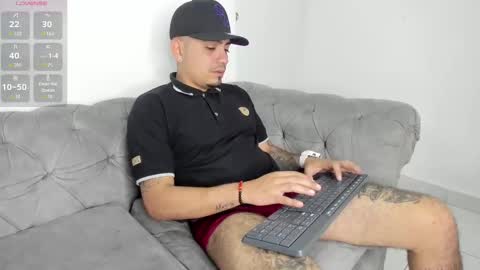 O W E N - S T O N E online show from 09/25/25, 05:00