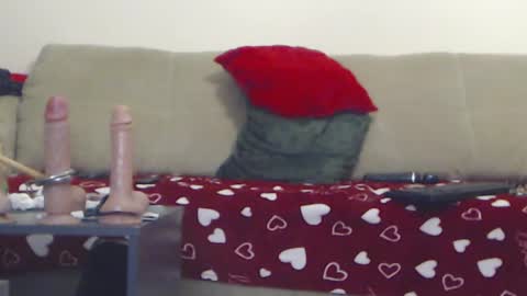 Snapshot of oxyser3nity chatting on 12/20/25, 02:24 oxyser3nity online show from 12/20/25, 02:24