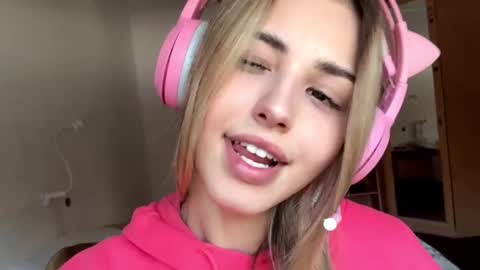 Eva online show from 02/01/26, 10:25