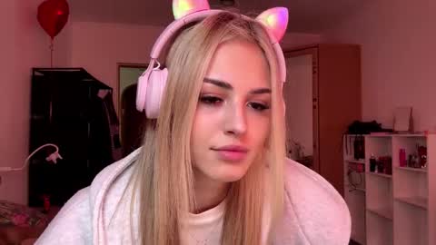 Eva online show from 02/19/26, 12:23