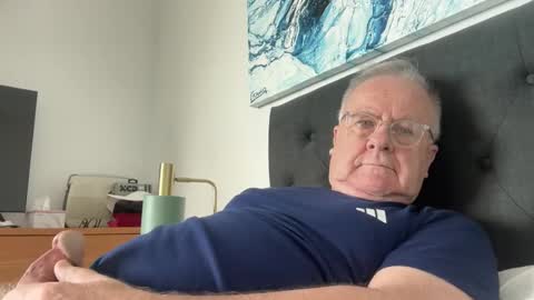 ozhairybearxxxx online show from 05/14/26, 01:01