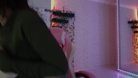 Alice online show from 12/05/24, 11:29