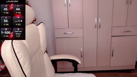 Jane online show from 12/17/24, 04:21