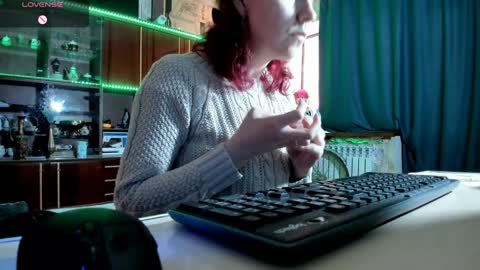 Ella online show from 02/02/25, 10:24