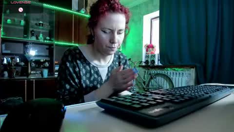 Ella online show from 02/09/25, 06:11