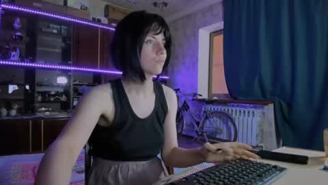 Snapshot of pa1e_pr1ncess chatting on 07/01/26, 06:15 Ella online show from 07/01/26, 06:15