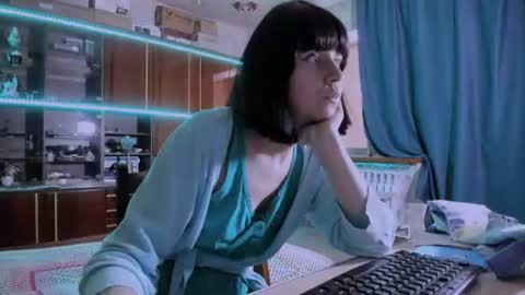 Snapshot of pa1e_pr1ncess chatting on 07/10/26, 06:28 Ella online show from 07/10/26, 06:28
