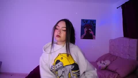 Paris online show from 06/30/26, 12:00