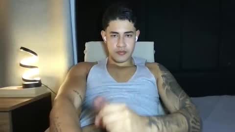 Javi    online show from 09/21/25, 01:07