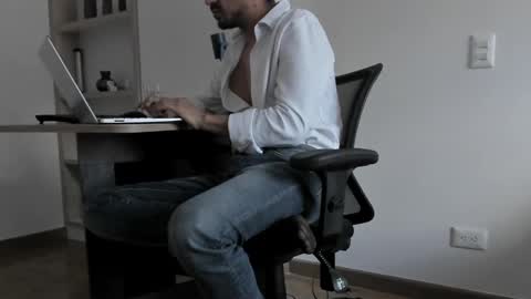 pablo rincon95 online show from 12/04/24, 05:55