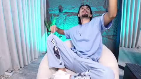 pablo online show from 03/19/26, 04:16