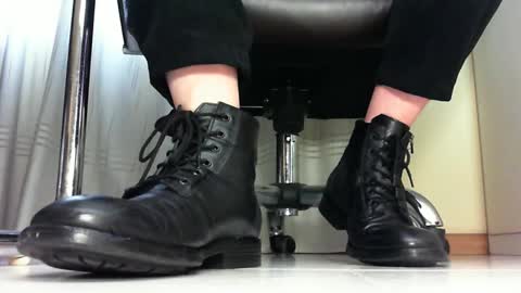 Pablo Meness online show from 01/29/25, 01:07