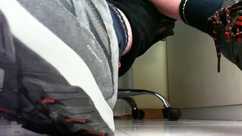 Pablo Meness online show from 02/26/25, 09:58