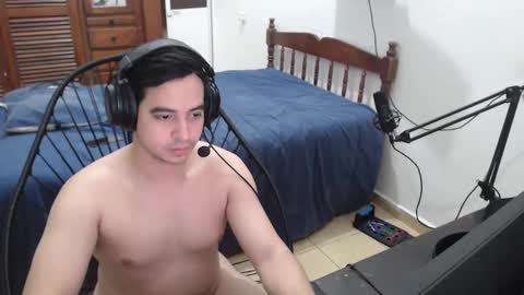 Snapshot of pablomingo chatting on 11/29/25, 10:29 pablomingo online show from 11/29/25, 10:29