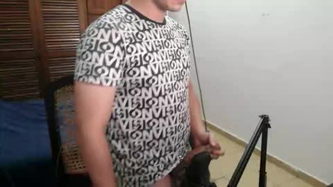 Snapshot of pablomingo chatting on 02/11/26, 06:29 pablomingo online show from 02/11/26, 06:29