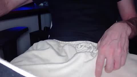 Snapshot of paddy22hh chatting on 10/27/25, 08:35 paddy22hh online show from 10/27/25, 08:35