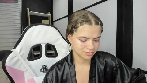 Paige online show from 01/05/25, 01:13