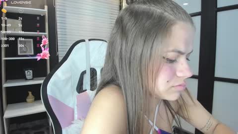 Paige online show from 01/17/25, 12:10