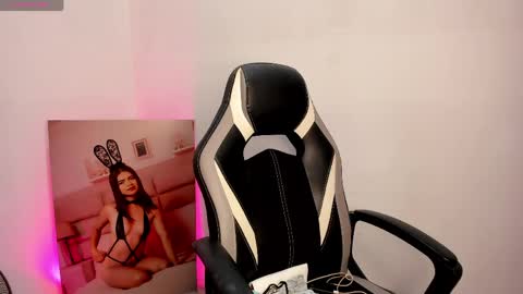 Snapshot of paigejayden chatting on 05/07/26, 03:12 Paige online show from 05/07/26, 03:12