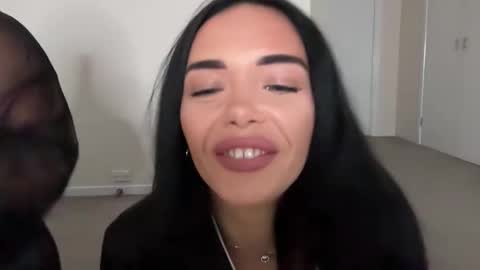 paigey xxx link in bio online show from 03/12/26, 07:47