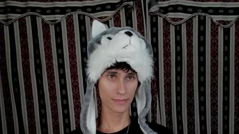 Snapshot of paimon_goetia chatting on 11/01/25, 02:13 Alexander Grigori online show from 11/01/25, 02:13