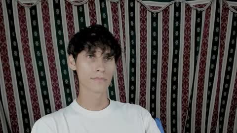Snapshot of paimon_goetia chatting on 03/03/26, 01:01 Alexander Grigori online show from 03/03/26, 01:01