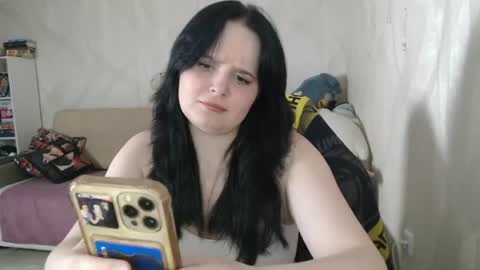 Snapshot of pair_of_gods chatting on 06/19/26, 06:23 Lizzi Igor online show from 06/19/26, 06:23
