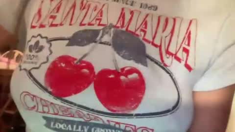 Snapshot of paisleysnowxo chatting on 03/09/25, 03:32 paisleysnowxo online show from 03/09/25, 03:32