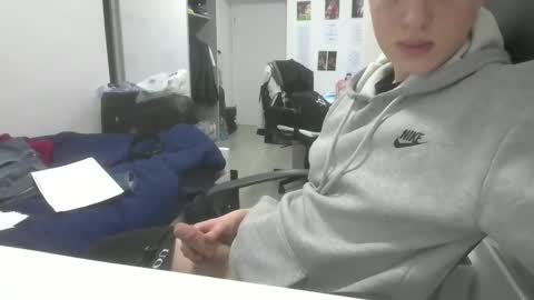 pere online show from 02/04/26, 07:09