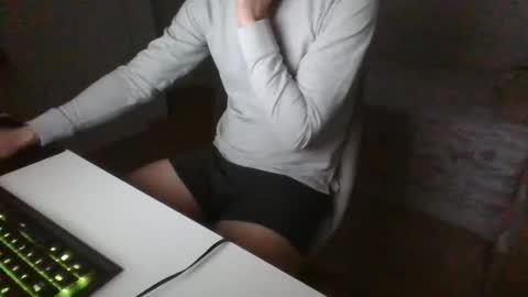 pajaritosenelaire online show from 04/02/26, 03:20