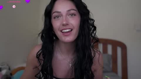 Holly  online show from 01/11/26, 10:59